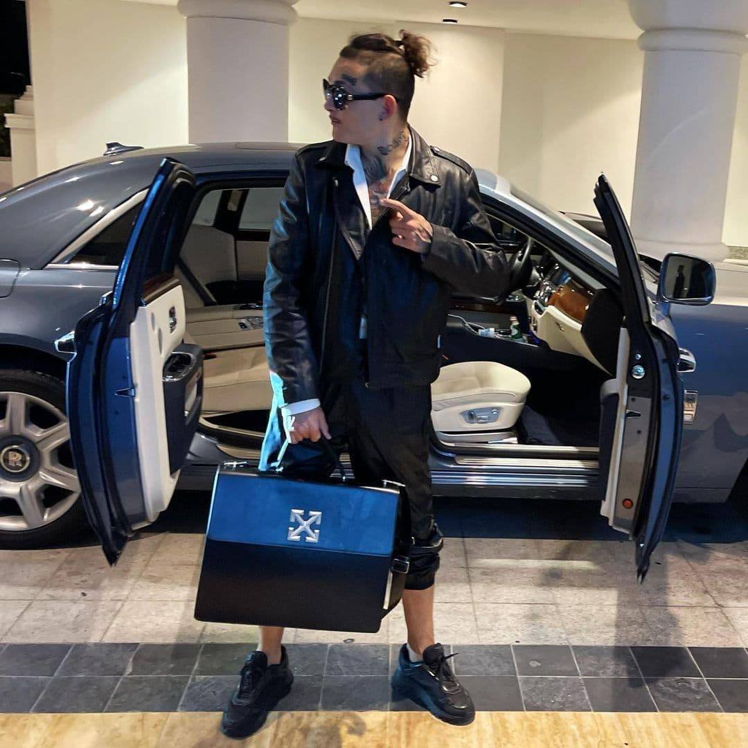 СПЛЕТНИЦА🙋🏽‍♀️18+