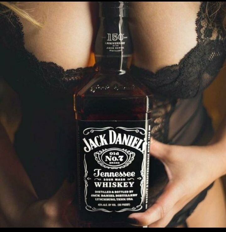 ₳ለӃ₳ШĦЯ1️⃣8️⃣+