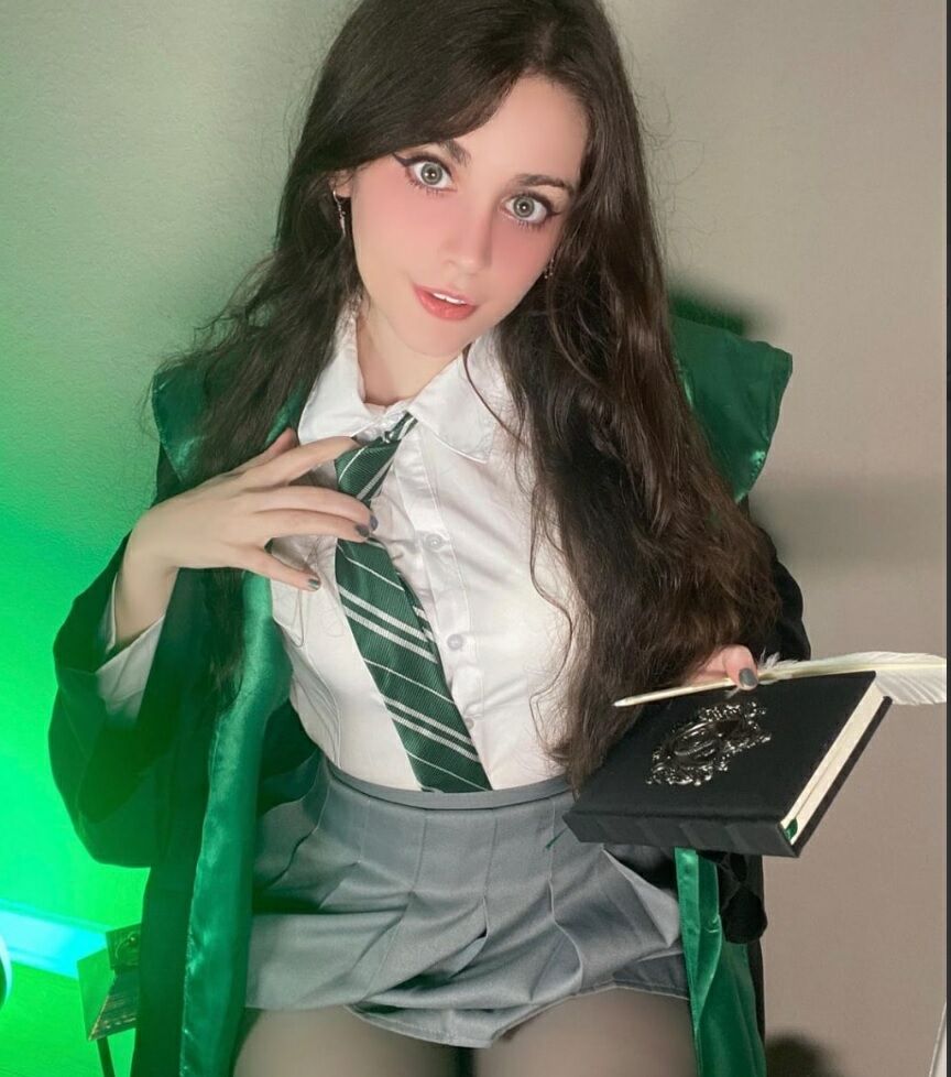 Академия нейлона