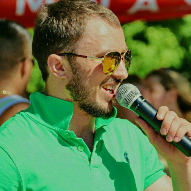 Поэт Ветров