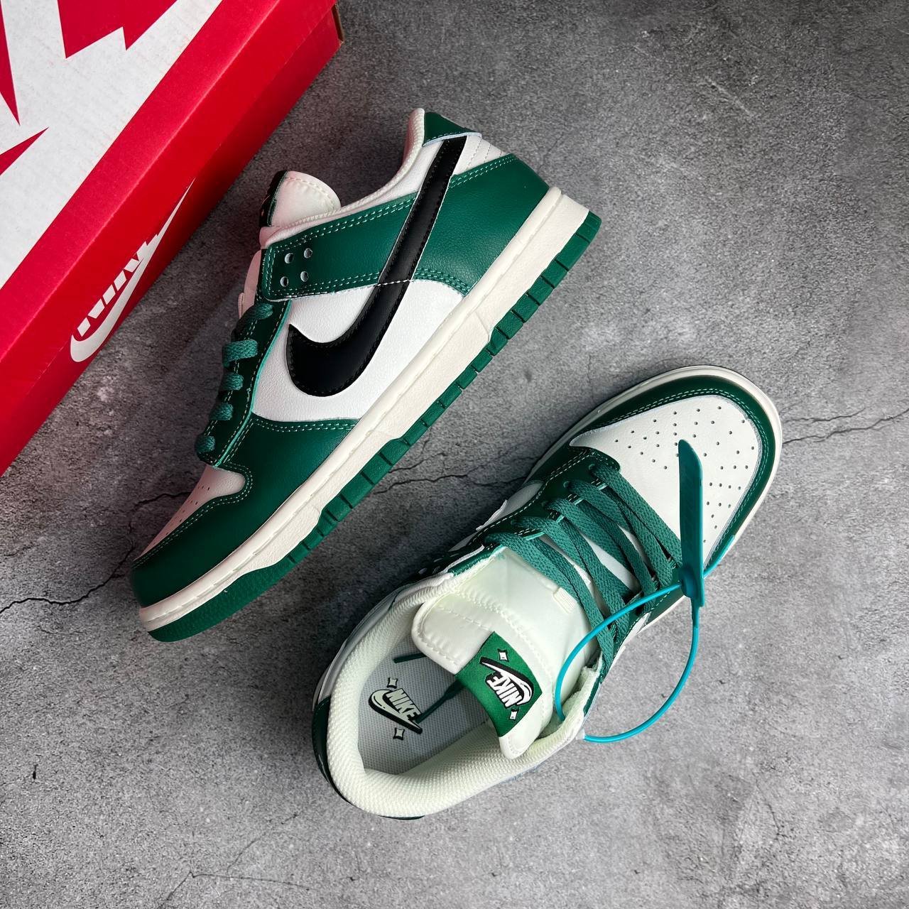 WEAR AND GO кроссовки