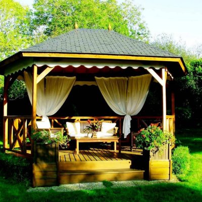 БЕСЕДКА ОБЩЕНИЯ 20+.