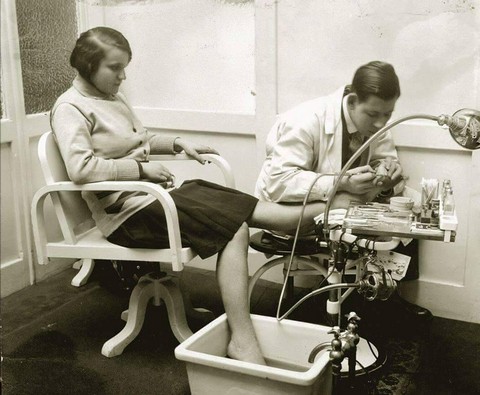 История маникюра