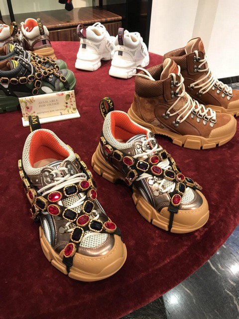 Канал о моде и стиле. Подписывайтесь, пока не потеряли