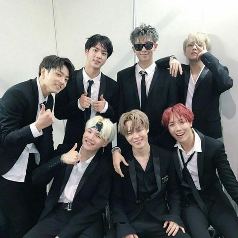 BTS (Bangtan Sonyeondan) K-pop boys band