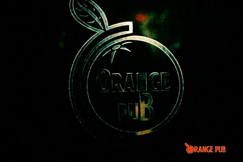 Orange Pub