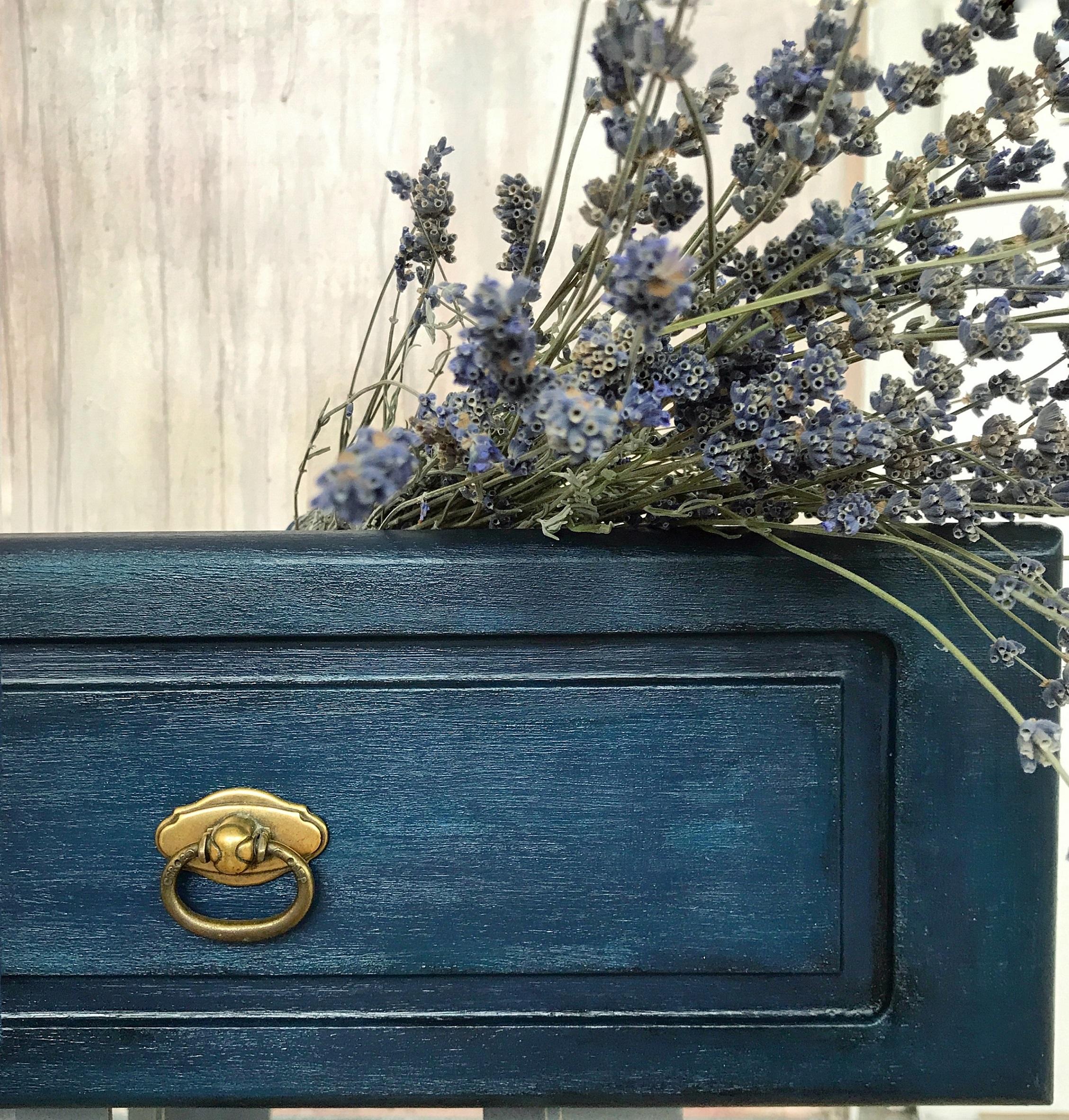 Про обновление интерьера своими руками без вмешательств в пространство и строительных материалов.