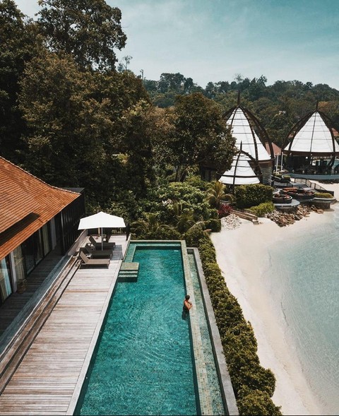 Follow your dreams & travel