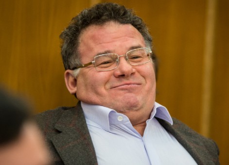 Политика, аналитика и глупый юмор