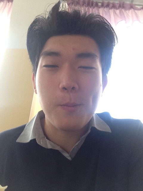 Зеркало у Олжаса