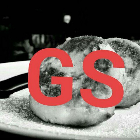 Главная по сырникам!